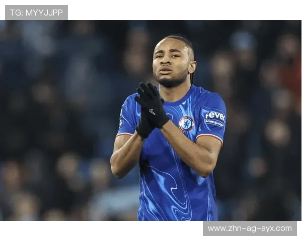 切尔西短传爆破，恩昆库抽射贴网入袋