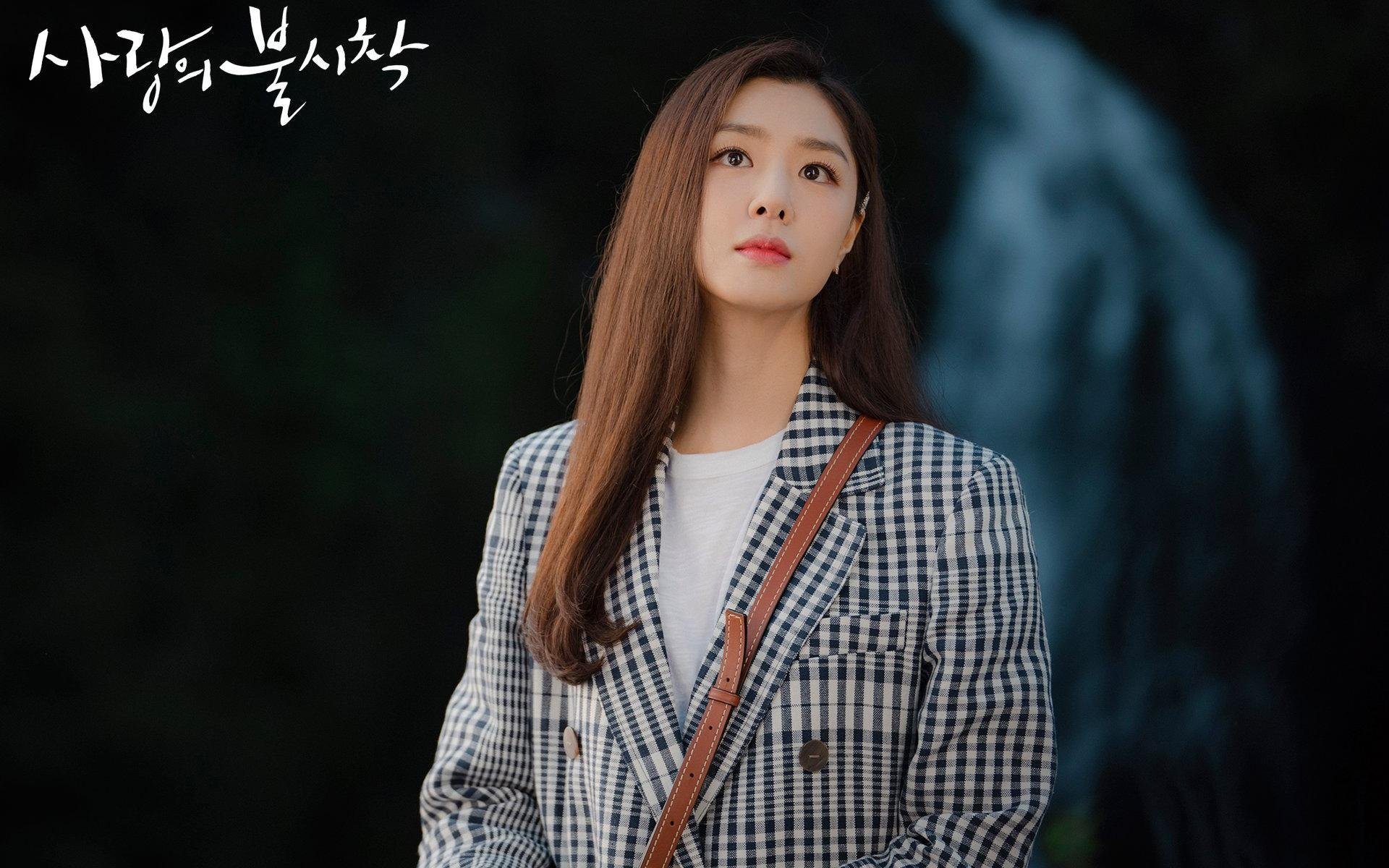 爱游戏电竞同步-英超传统豪门新援适应联赛节奏成效分析，英超豪门爆冷