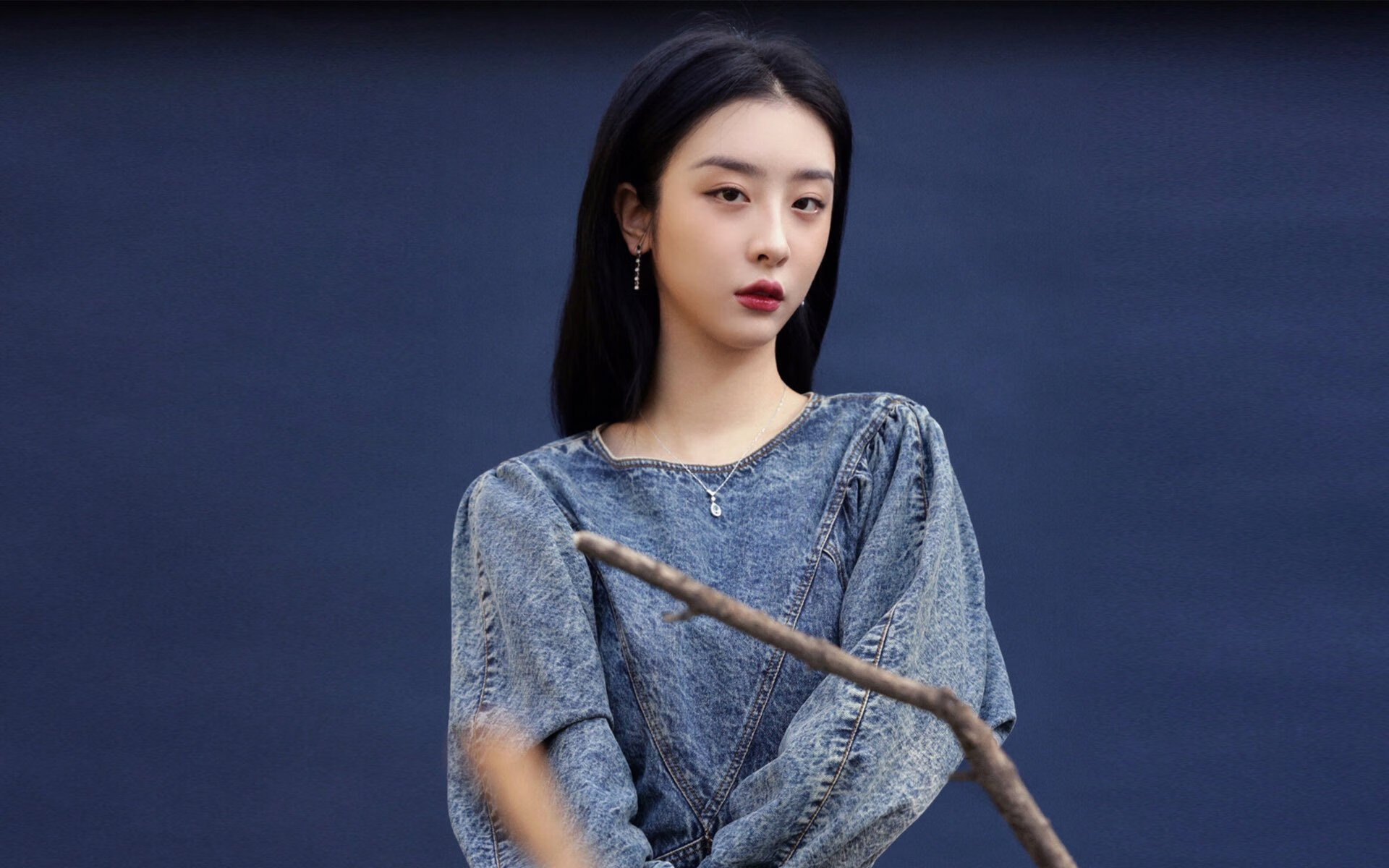 爱游戏官方主页-“快艇冲浪：马鞍山赛场极速挑战点燃观众热情”