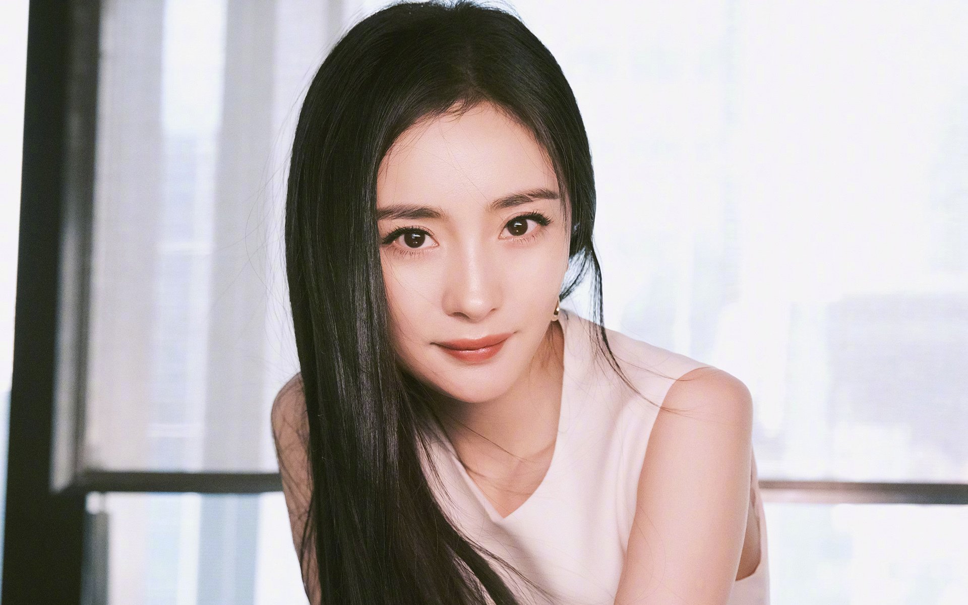 爱游戏体育官方入口-自由泳滑行、拉水、出水三阶段节奏细解,自由泳 拉水